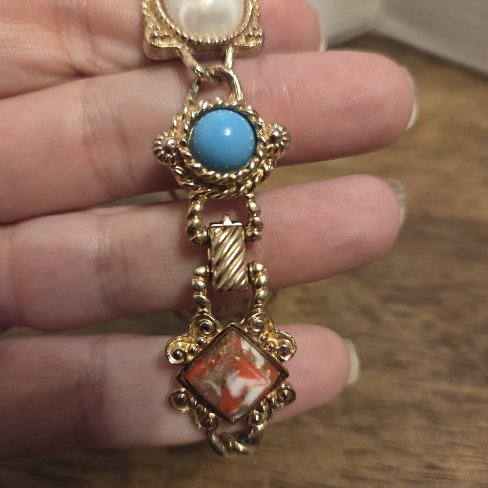 Sarah Coventry Vintage Gold Tone Bracelet with Pearl, Coral, and Turquoise - Picture 8 of 12